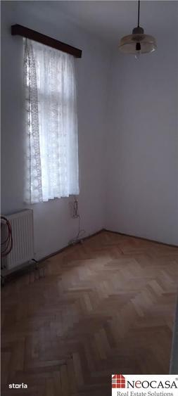 Casă cu 4 camere cu Teren 204 Mp în Floreasca