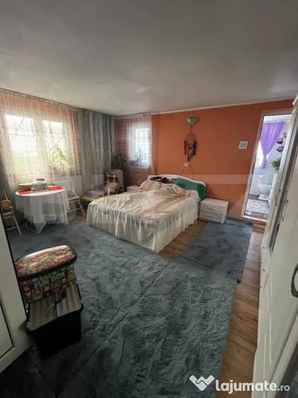 Casă cu 4 camere cu Teren 1150 Mp în Central