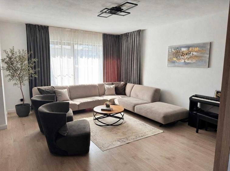 Casă cu 4 camere în Giroc