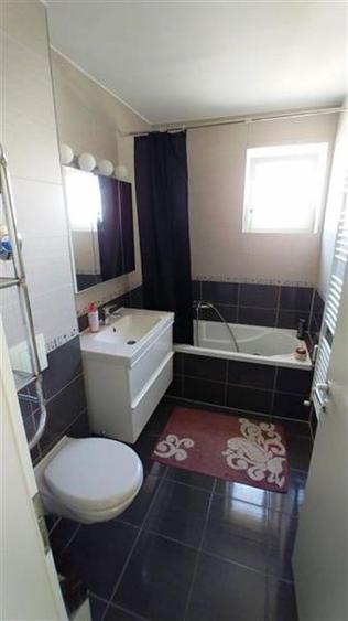 Apartament cu 2 camere decomandat, mobilat în Avantgarden