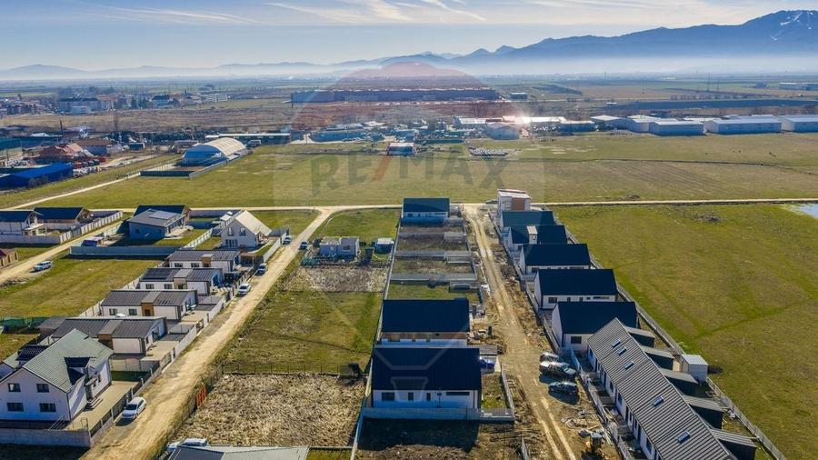 Teren Construcții intravilan de 399 mp, în Exterior Nord