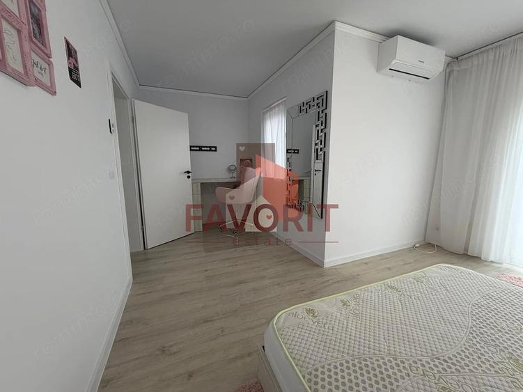 Casă cu 5 camere cu Teren 250 Mp în Utvin
