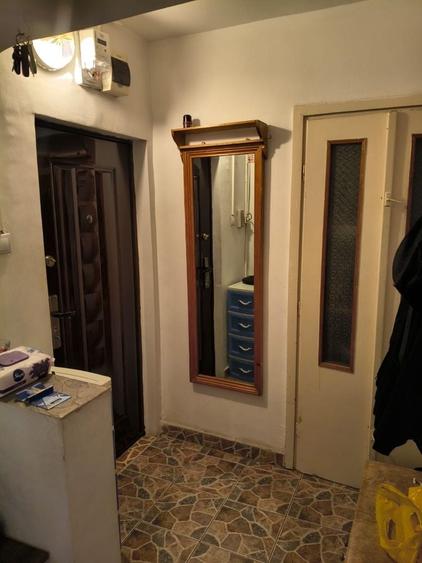 Apartament cu 2 camere semidecomandat în Exterior Vest