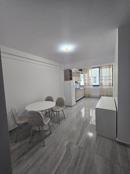 Apartament cu 2 camere decomandat în George Enescu