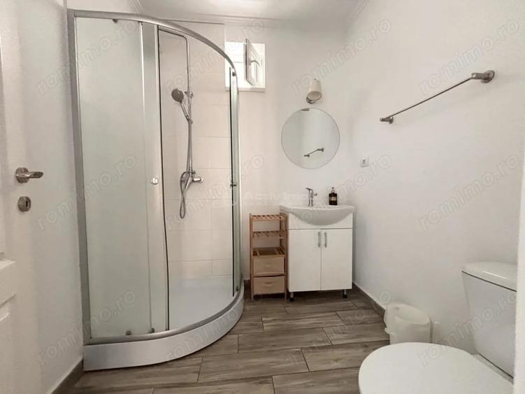 Casă cu Teren 300 Mp în Sânmartin