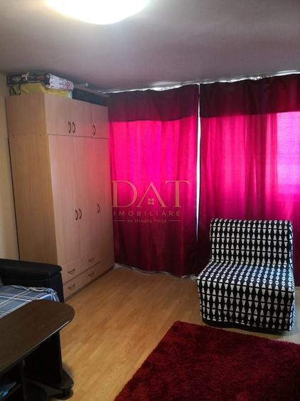 Garsonieră decomandată în Zorilor