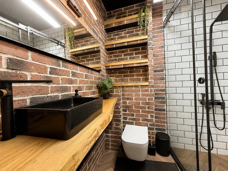 Apartament cu 2 camere semidecomandat, mobilat în Florești