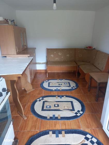 Casă cu 3 camere în Coșești