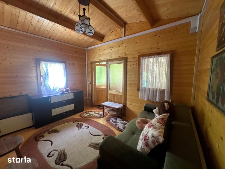 Casă cu 1 camere cu Teren 300 Mp în Vârfuri
