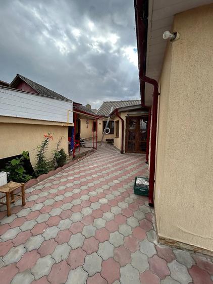 Casă cu 2 camere cu Teren 287 Mp în Păcii