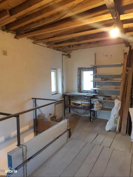 Casă cu 2 camere în Petros