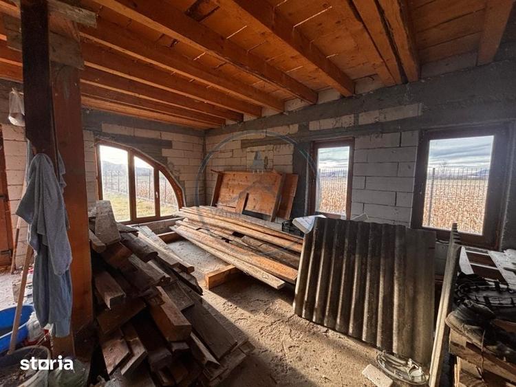 Casă cu 5 camere cu Teren 2900 Mp în Șieu