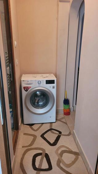 Apartament cu 3 camere decomandat, mobilat în Tomis Nord
