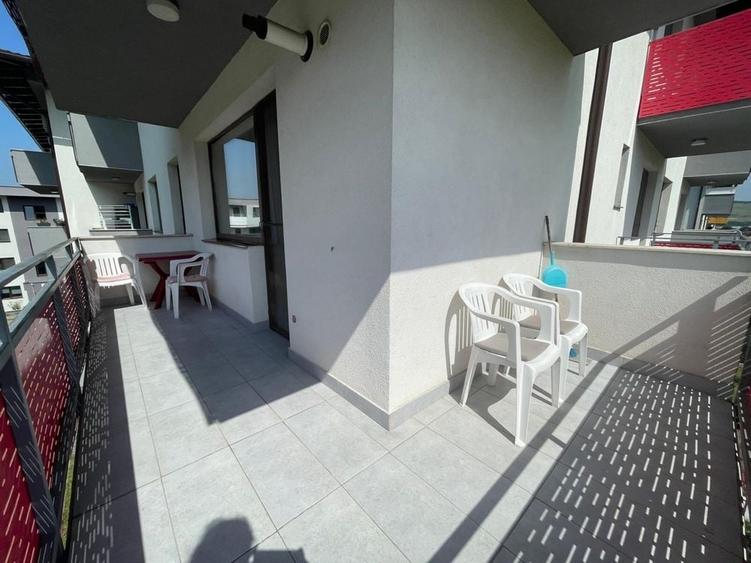 Apartament cu 3 camere în Florești