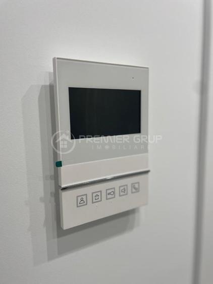 Apartament cu 2 camere decomandat în Podu Roș