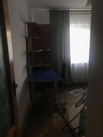 Apartament cu 3 camere decomandat în Nicolina