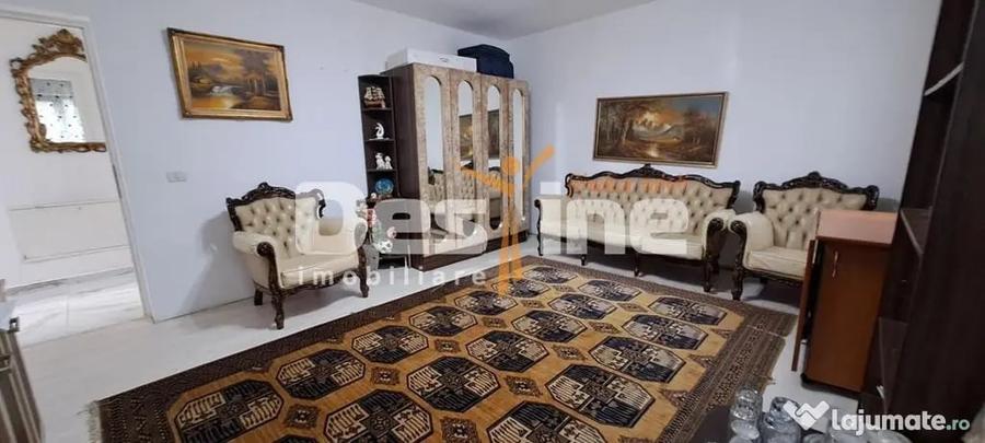Casă cu 8 camere cu Teren 300 Mp în Lunca Cetățuii