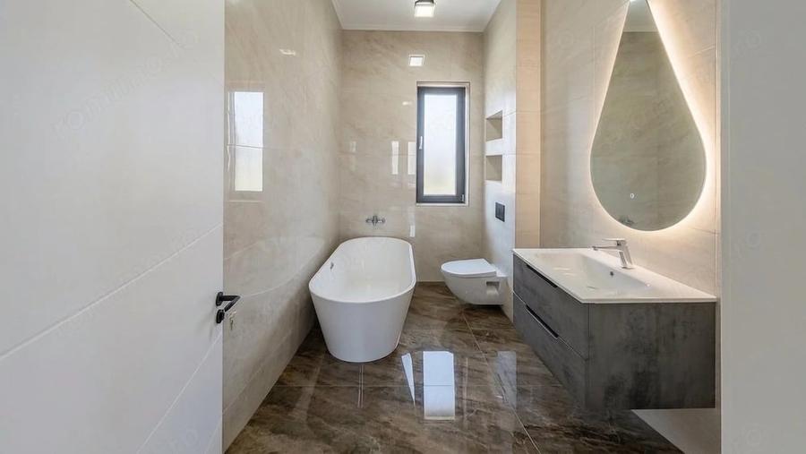 Casă cu 5 camere în Central