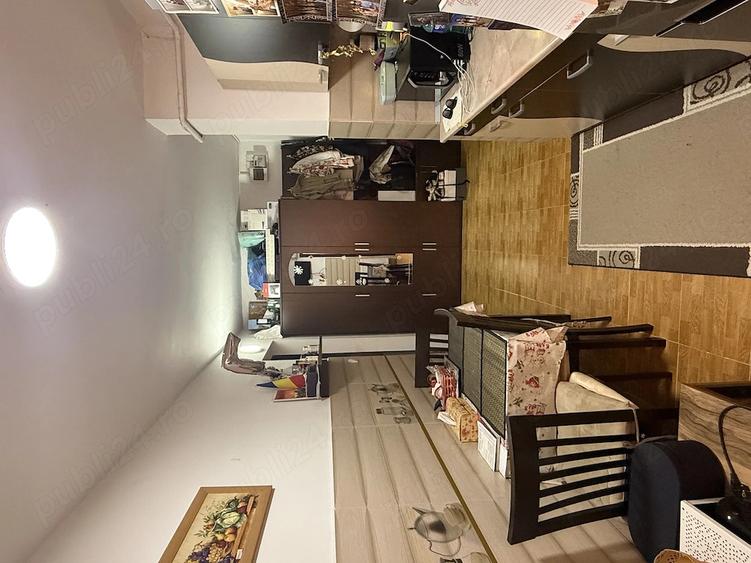 Apartament cu 3 camere decomandat în Ostroveni
