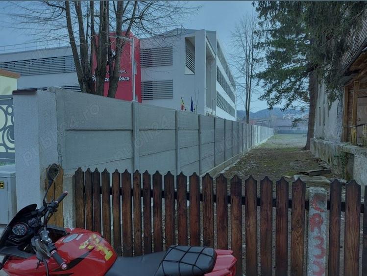Teren de 2301 mp, în Ultracentral