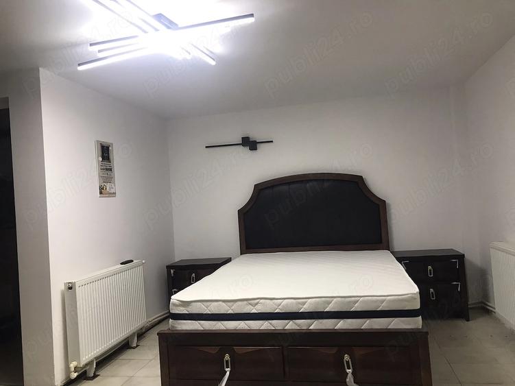 Garsonieră decomandată în Central