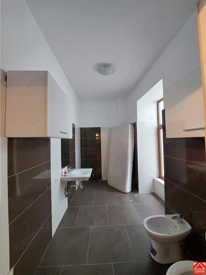 Apartament cu 2 camere nedecomandat în Ultracentral