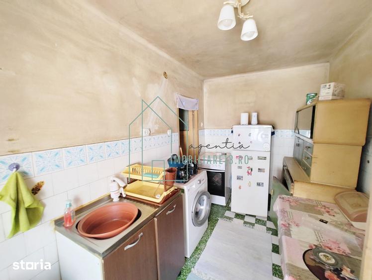 Casă cu 4 camere cu Teren 300 Mp în Central
