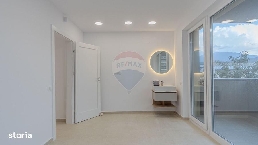 Apartament cu 4 camere în Central