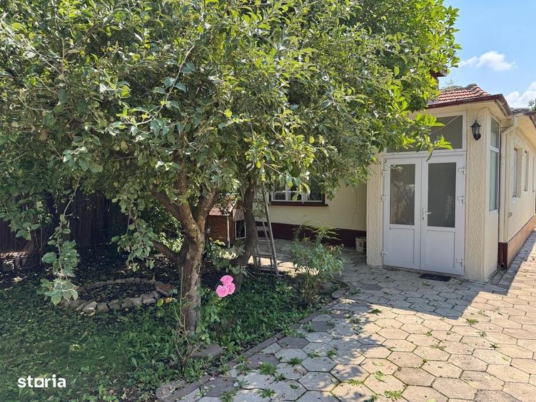 Casă cu 3 camere în Central