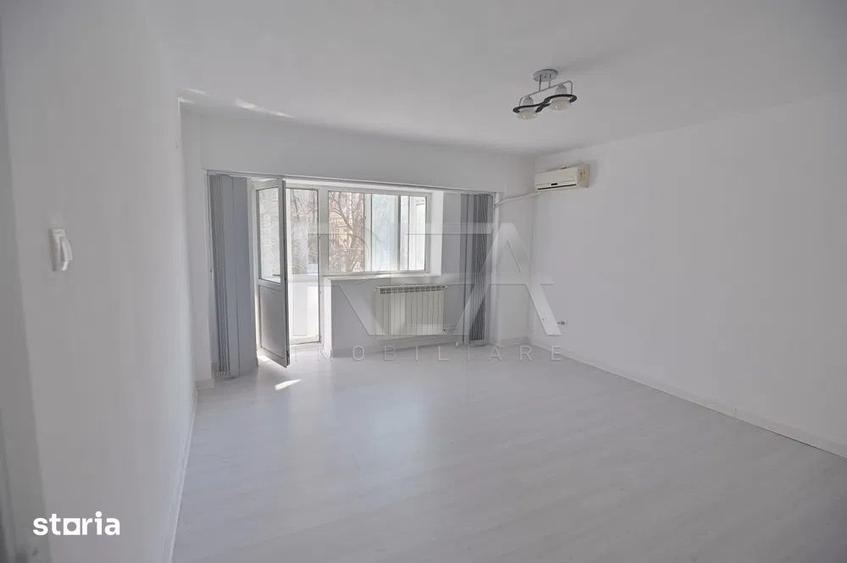 Apartament cu 2 camere decomandat în Centrul Istoric