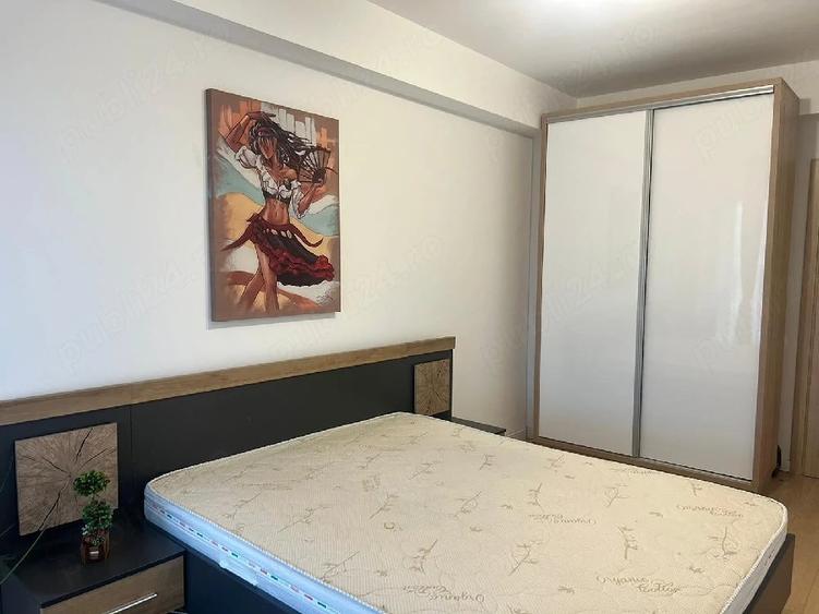 Apartament cu 2 camere semidecomandat, mobilat în Central