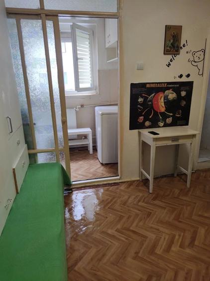 Inchiriez garsoniera 200 euro - 5