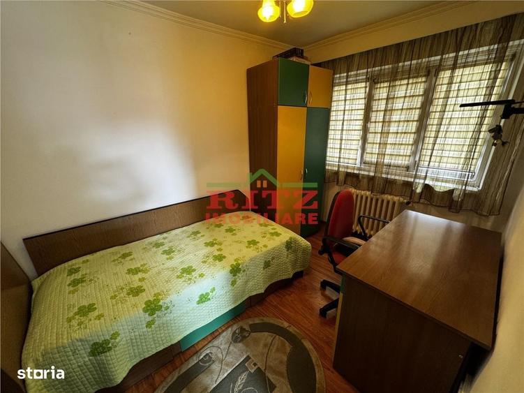 Casă cu 3 camere în Orașul de Jos