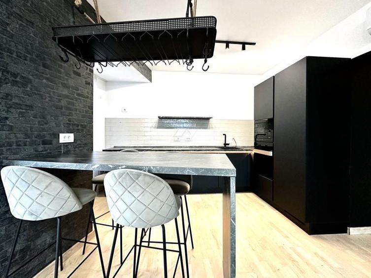 Apartament cu 3 camere, mobilat în Take Ionescu