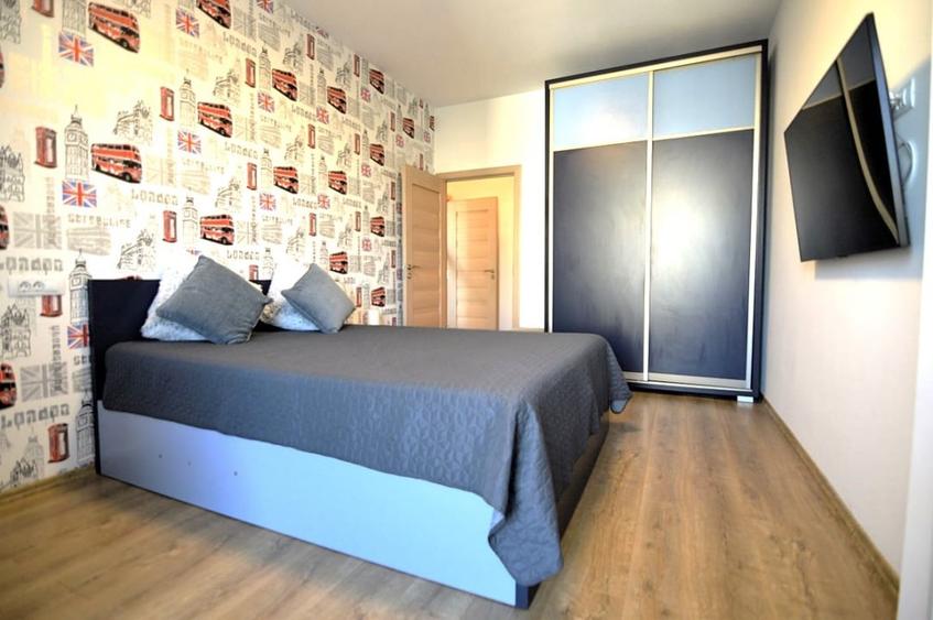 Apartament cu 4 camere decomandat, mobilat în Unirii