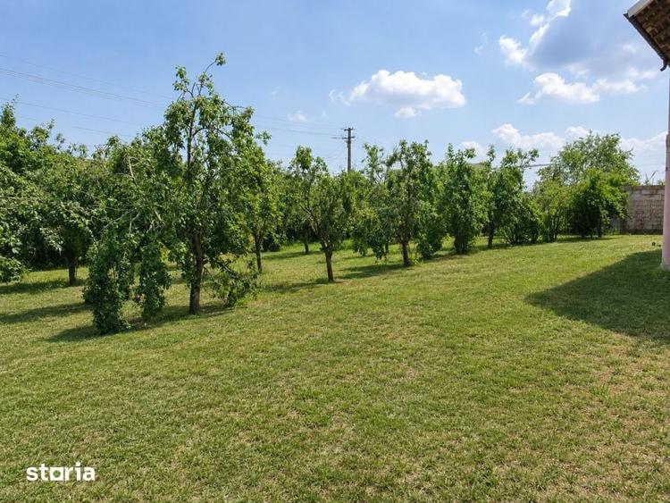 Casă cu Teren 1063 Mp în Central