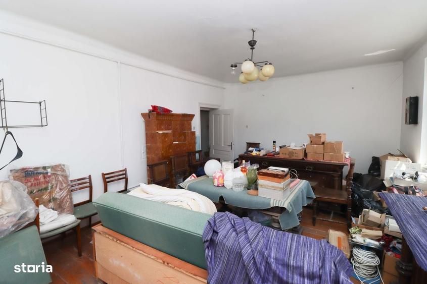 Apartament cu 3 camere decomandat în Sud