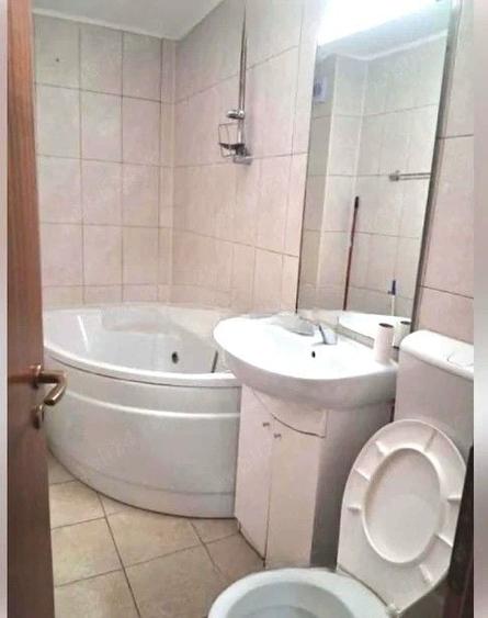 Apartament cu 2 camere decomandat în Nerva Traian