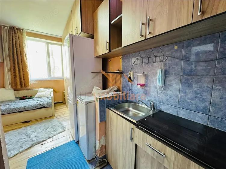 GARSONIERA , ETAJ 3, ZONA ROGERIUS, STRADA ALUMINEI - 5