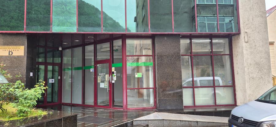 Spațiu comercial, de 250 mp, în Centrul Istoric