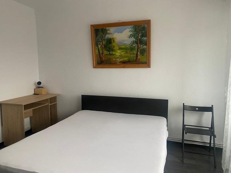 Apartament cu 2 camere semidecomandat în Păcurari