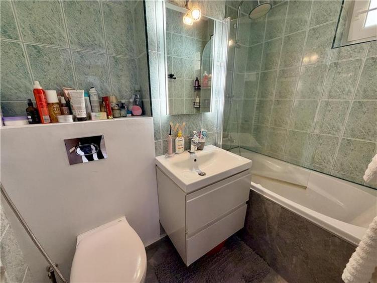 Apartament cu 2 camere decomandat în Mihai Viteazul