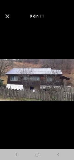Casă cu 3 camere în Plopi
