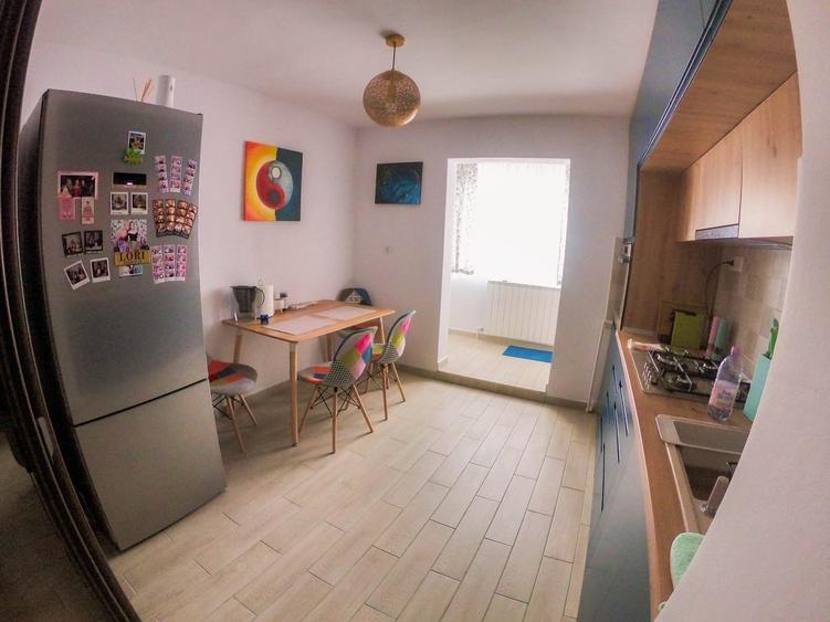 Apartament cu 2 camere decomandat în Dristor