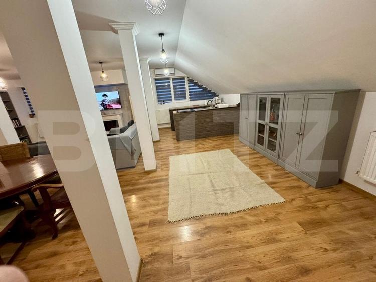 Apartament cu 3 camere decomandat, mobilat în Cârcea