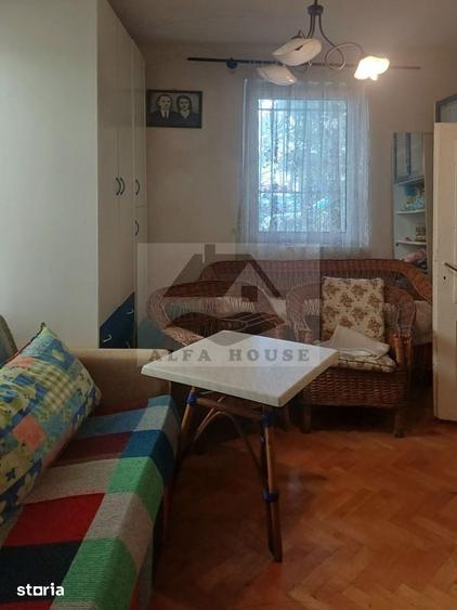 Apartament cu 4 camere decomandat în Sânpetru