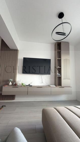 Apartament cu 2 camere decomandat, mobilat în Păcii