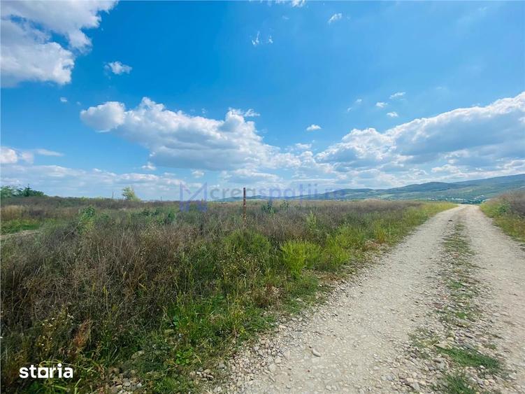 Teren de 1399 mp, în Dancu