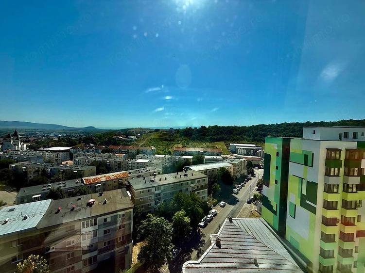 Apartament cu 2 camere decomandat în Micro 15