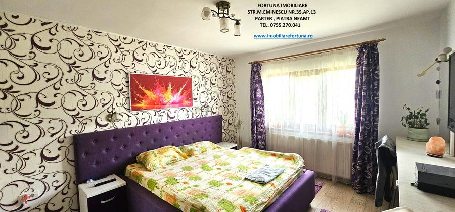 Casă cu 6 camere cu Teren 1059 Mp în Exterior Sud